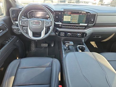 Used 2025 GMC Sierra 1500 SLT RWD image 11
