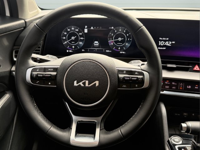 Used 2024 Kia Sportage SX FWD image 16