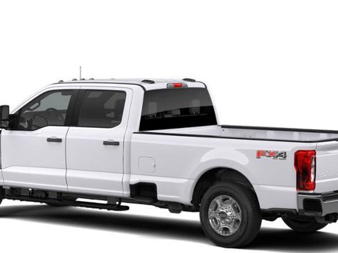 New 2026 Ford F350 XLT w/ FX4 Off-Road Package image 24