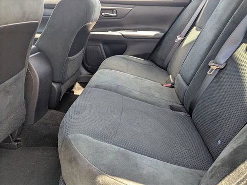 Used 2015 Nissan Altima 2.5 S w/ Power Driver Seat Package FWD image 17