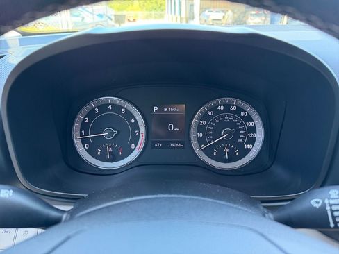 Used 2021 Hyundai Venue SEL w/ Premium Package FWD image 14