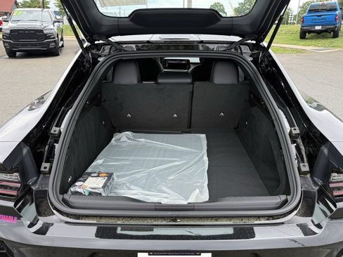 New 2025 Dodge Charger R/T w/ Quick Order Package 25M R/T image 6