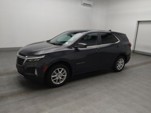 Used 2022 Chevrolet Equinox LT AWD/4WD image 2