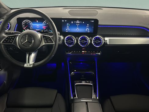 Certified 2025 Mercedes-Benz GLB 250 image 16