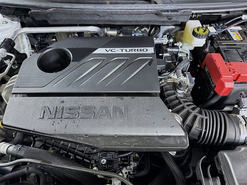 Certified 2023 Nissan Rogue SV image 32