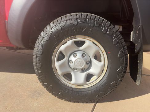 Used 2014 Toyota Tacoma 4x4 Double Cab w/ Convenience Package image 29