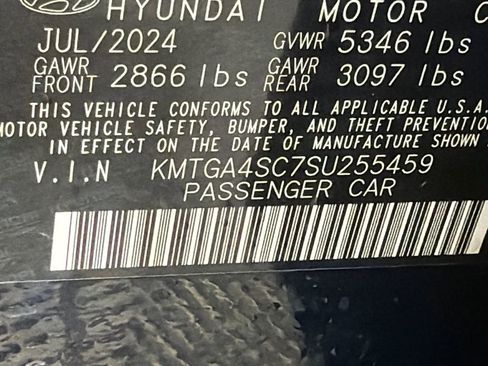 Used 2025 Genesis G80 2.5T AWD/4WD image 32