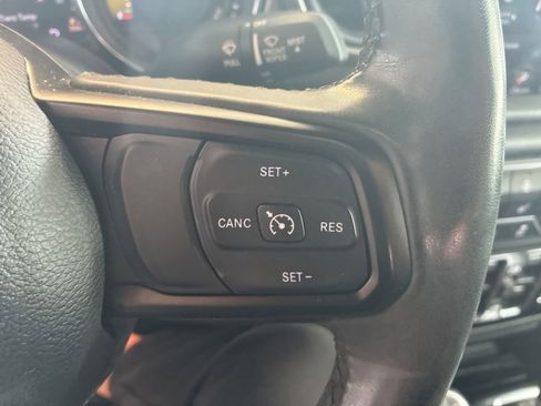 Used 2023 Jeep Wrangler Unlimited w/ Cold Weather Group AWD/4WD image 20