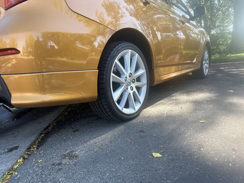 Used 2009 Toyota Matrix XRS image 23