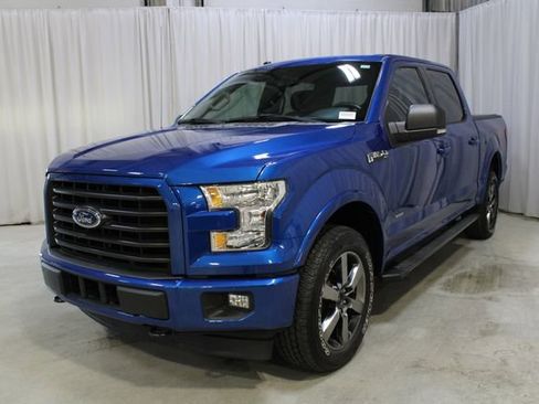Used 2017 Ford F150 XLT w/ Equipment Group 302A Luxury AWD/4WD image 34