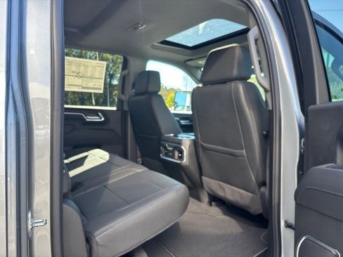 New 2026 GMC Sierra 2500 SLT w/ SLT Premium Package image 39