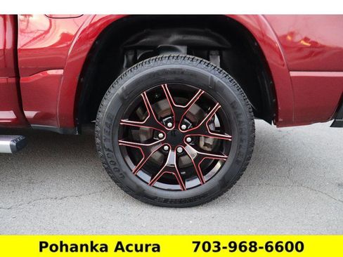 Used 2019 RAM 1500 Laramie image 27