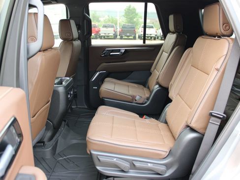 New 2026 Chevrolet Tahoe High Country AWD/4WD image 47