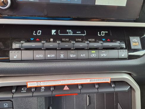 Used 2025 Toyota Sequoia SR5 AWD/4WD image 15