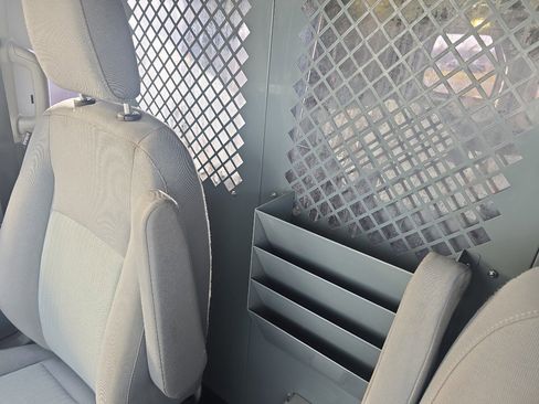 Used 2017 Ford Transit 250 130 Low Roof image 29