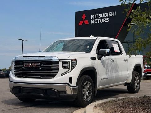 Used 2026 GMC Sierra 1500 SLT RWD image 7