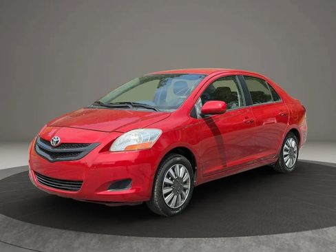 Used 2008 Toyota Yaris S FWD image 1