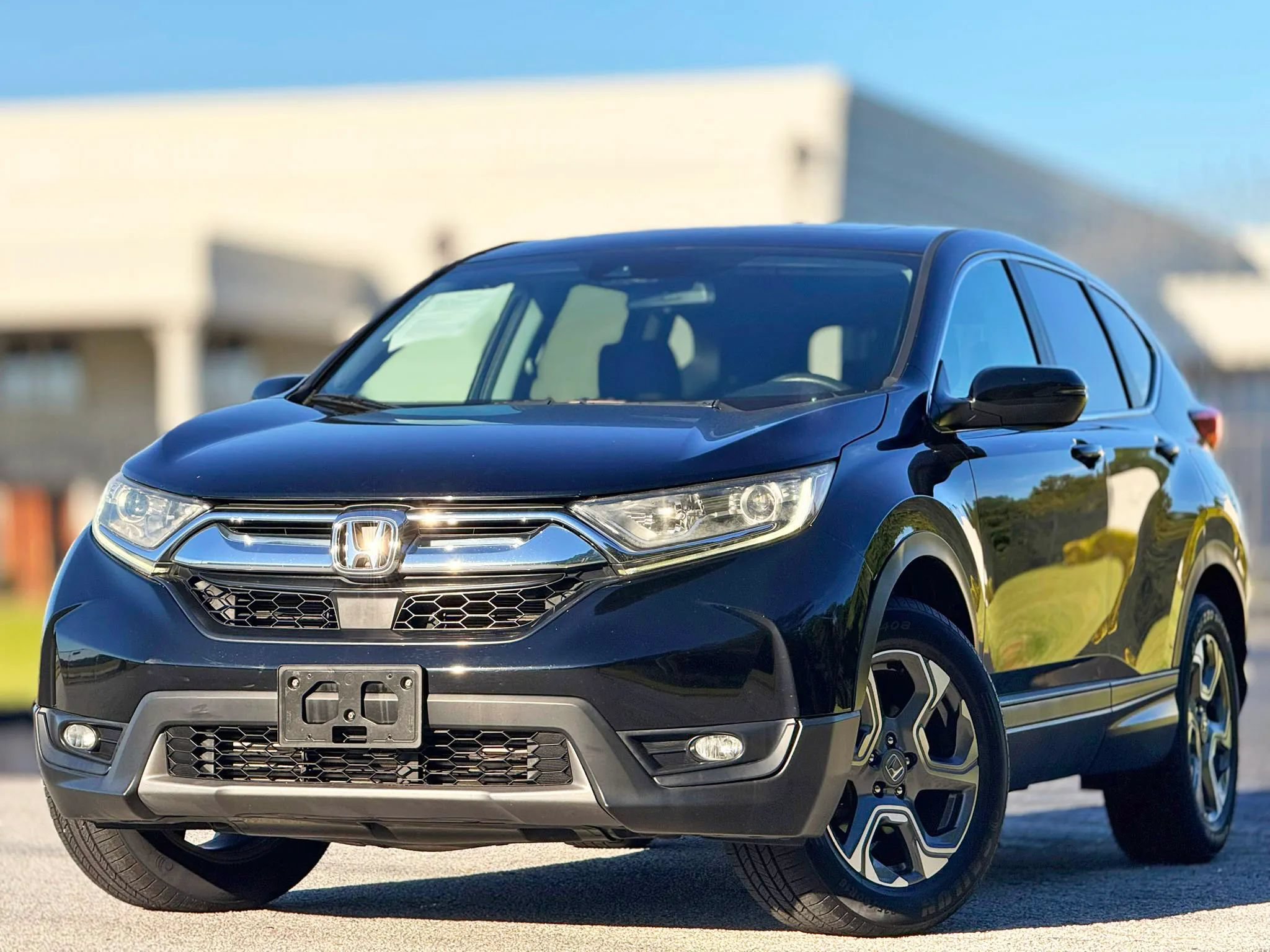 Used 2019 Honda CR-V EX image 2