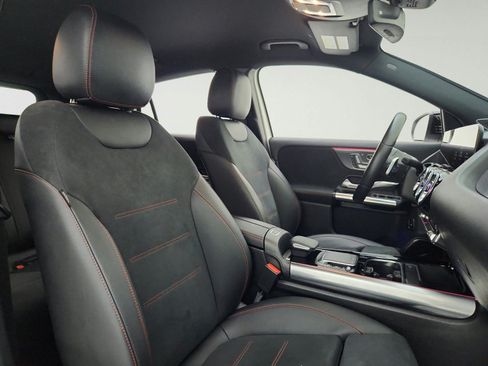 Certified 2023 Mercedes-Benz GLA 250 image 30