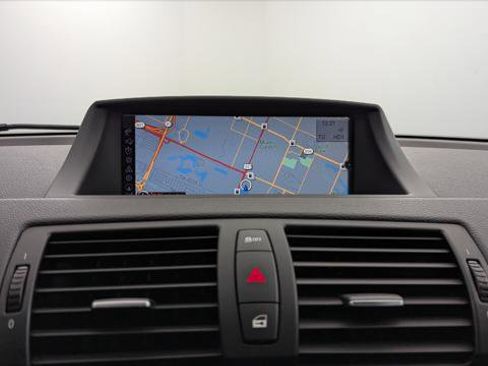 Used 2011 BMW 1 Series M RWD image 31