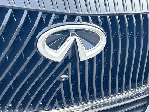 New 2026 INFINITI QX80 Autograph w/ Premium Cargo Package AWD/4WD image 11