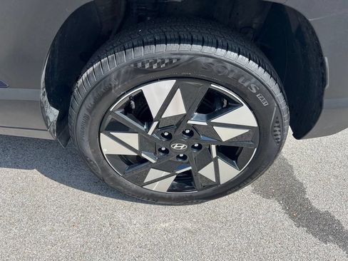Used 2025 Hyundai Kona SEL AWD/4WD image 14