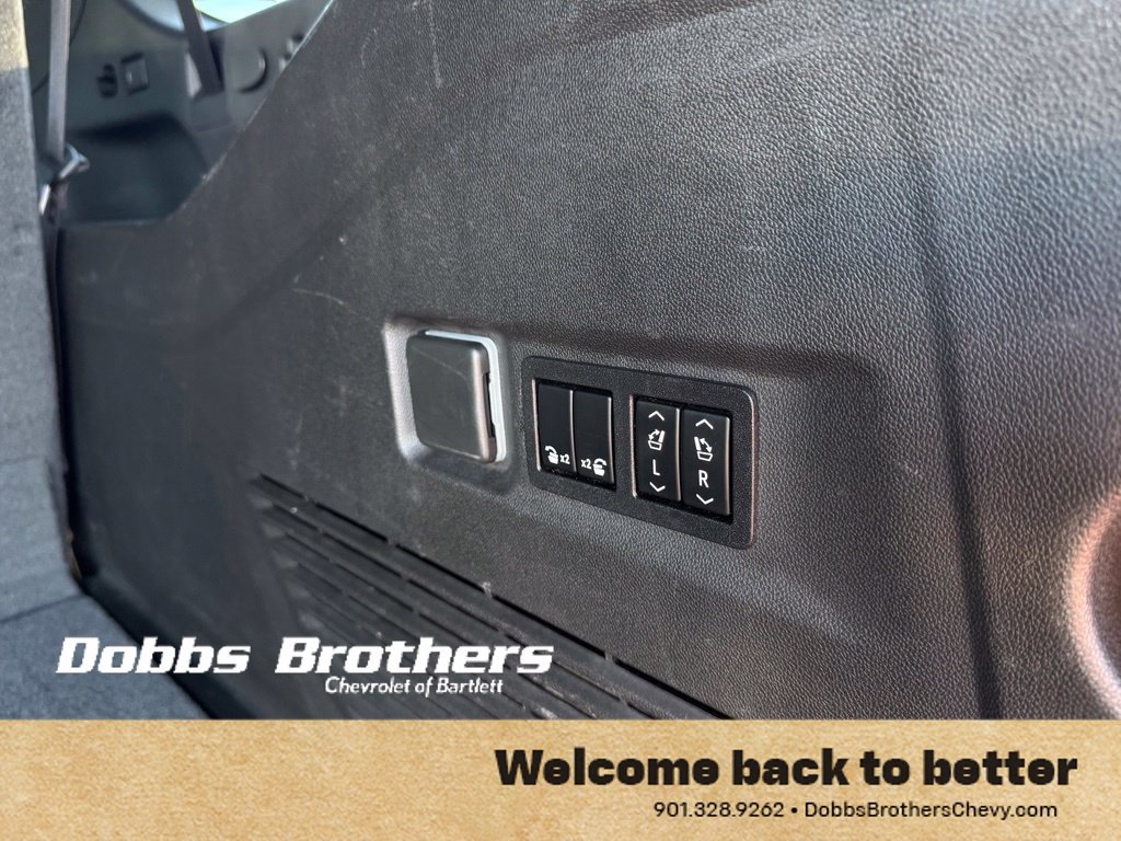 Used 2022 Chevrolet Suburban LT w/ LT Signature Package AWD/4WD image 42