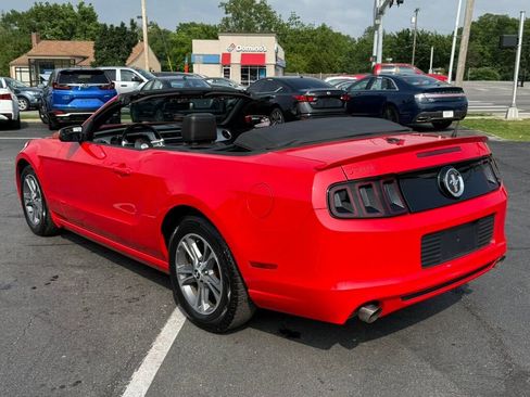 Used 2014 Ford Mustang Premium RWD image 21