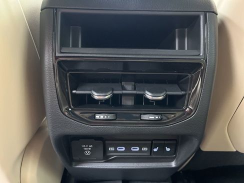 New 2026 Jeep Grand Cherokee Limited image 24