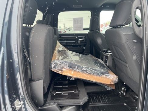 Used 2025 RAM 2500 Big Horn image 12