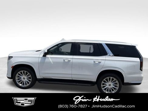 Used 2021 Cadillac Escalade Premium Luxury RWD image 1