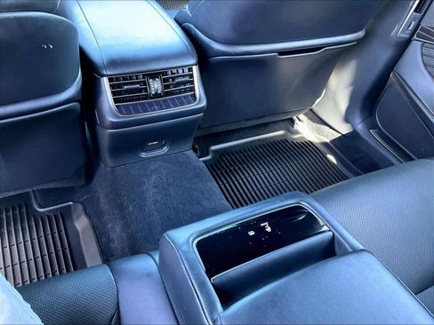 Used 2019 Lexus LS 500 AWD image 28