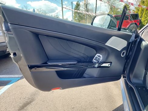 Used 2012 Aston Martin V8 Vantage S RWD image 42