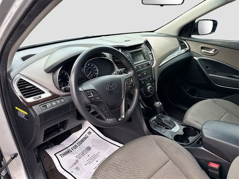 Used 2018 Hyundai Santa Fe Sport image 10