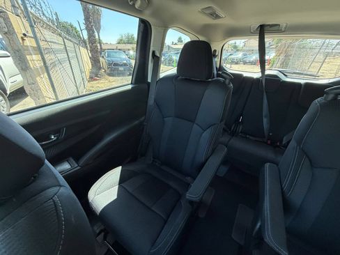 Used 2024 Subaru Ascent Premium w/ Convenience Package AWD/4WD image 40