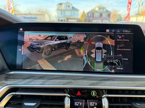 Used 2019 BMW X7 xDrive50i w/ Premium Package image 42