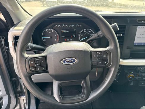 Used 2024 Ford F350 XLT AWD/4WD image 16