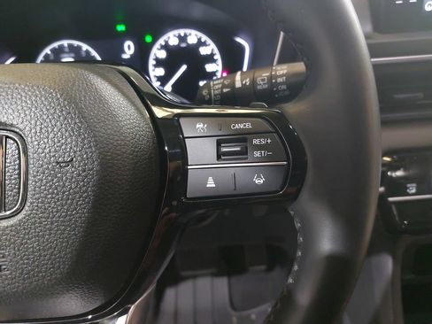 Used 2023 Honda Pilot Touring image 19