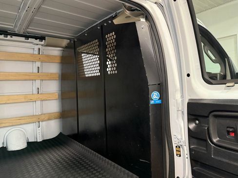 Used 2024 GMC Savana 2500 w/ Driver Convenience Package image 76