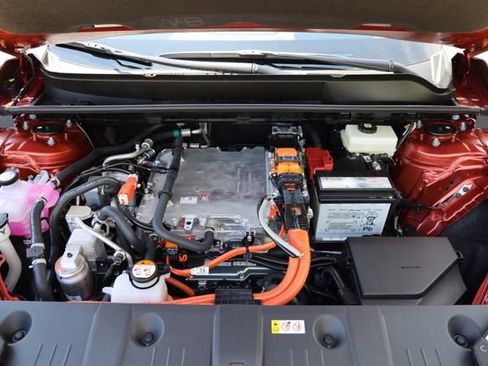 New 2026 Toyota C-HR AWD/4WD image 10