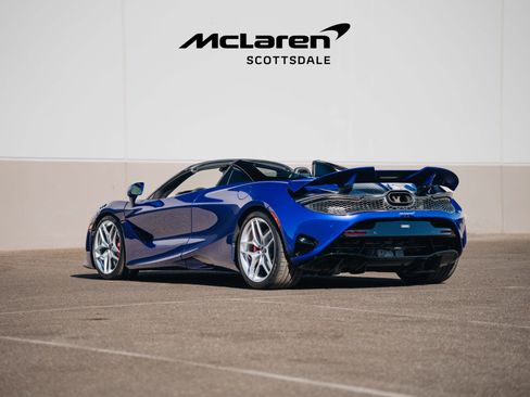 Used 2024 McLaren 750S Spider image 8