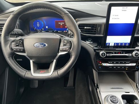 Used 2022 Ford Explorer ST w/ Equipment Group 401A image 14