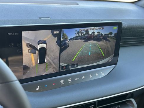 New 2026 Nissan Leaf Platinum+ w/ Cargo Package (Platinum+) image 32