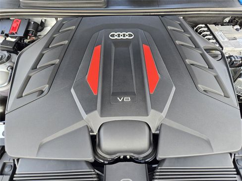 Used 2025 Audi SQ8 Prestige AWD/4WD image 30