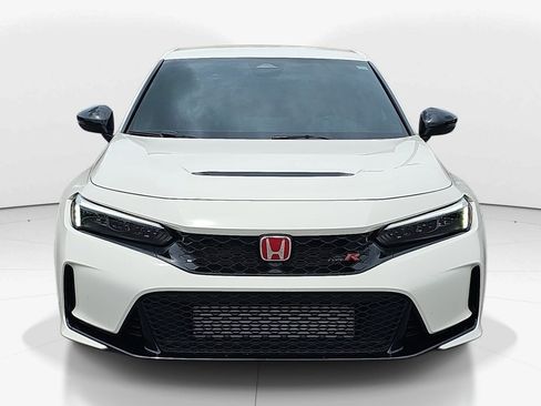 Used 2024 Honda Civic Type R image 9