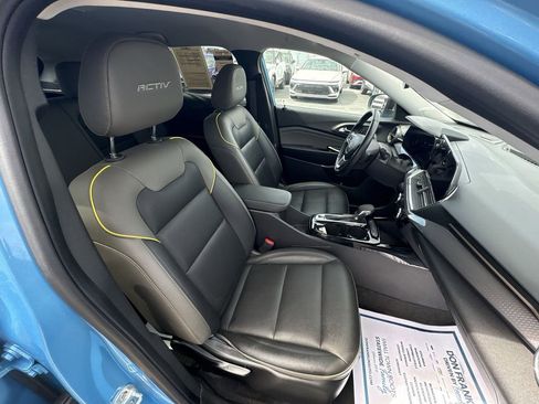 Used 2025 Chevrolet Trax ACTIV w/ Driver Confidence Package FWD image 23