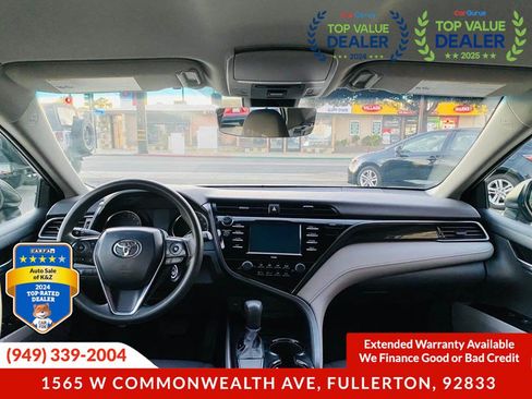 Used 2020 Toyota Camry LE FWD image 23
