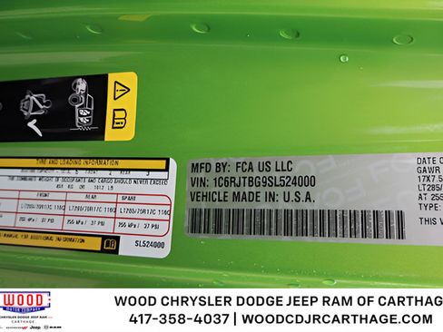 Used 2025 Jeep Gladiator Rubicon AWD/4WD image 14