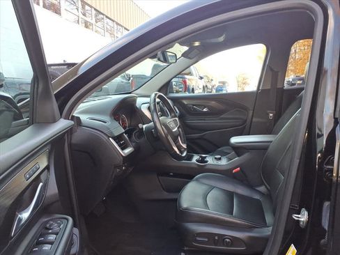 Certified 2022 GMC Terrain SLT image 12