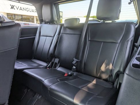 Used 2021 Ford Expedition XLT RWD image 27